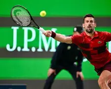 太狠了！德约科维奇连续五场比赛得分超过状态火爆转会期广州队备战CBA季后赛，Faker爆冷击败日本队(德约科维奇2011年41连胜)