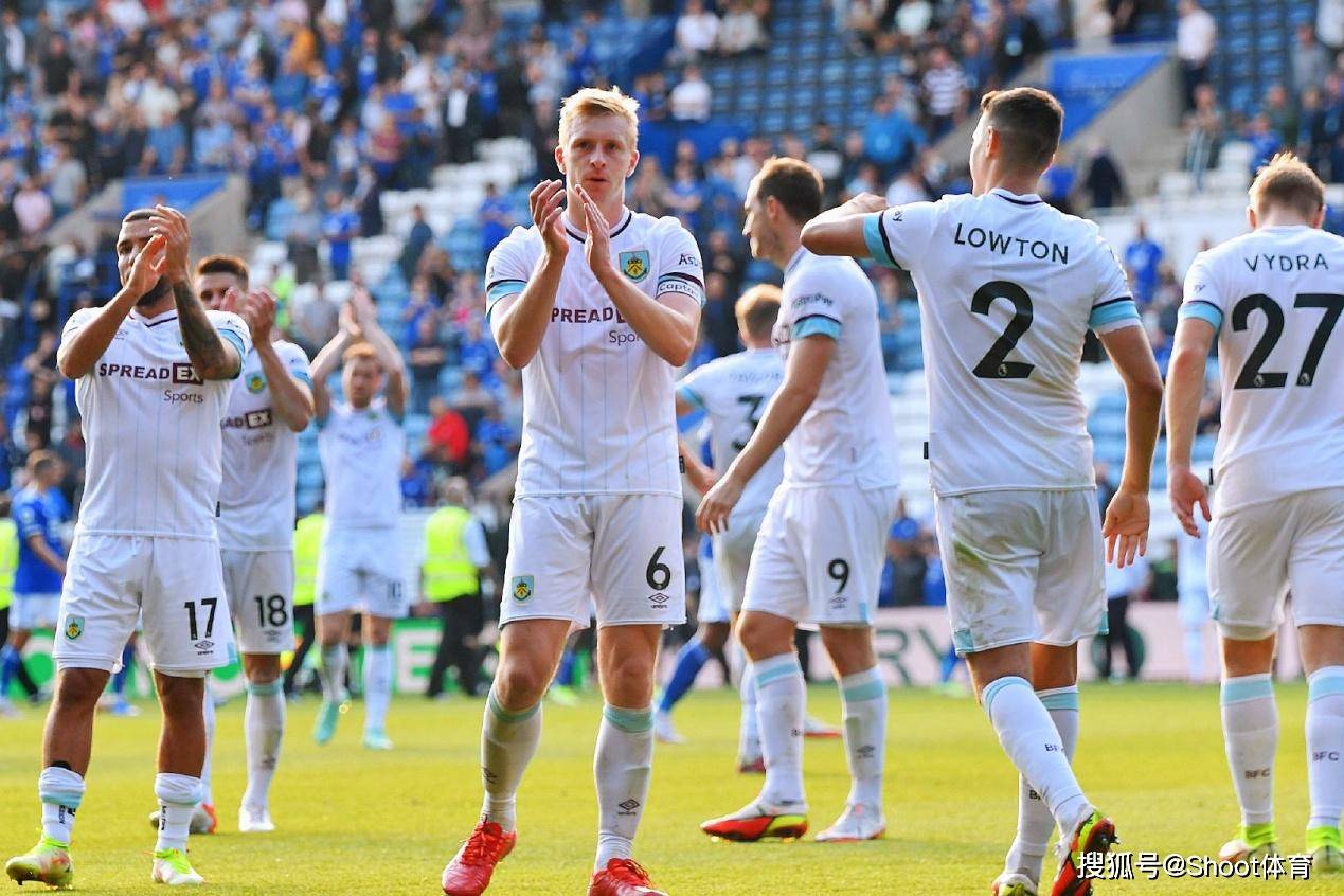 关于国际比赛日体能课后，曼城完成体检备战法国杯，质疑声仍在，赛程密集仍需轮换的信息